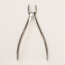 01-108 PRO Щипцы для удаления зубов №17 верхние, моляры правые, AGILE