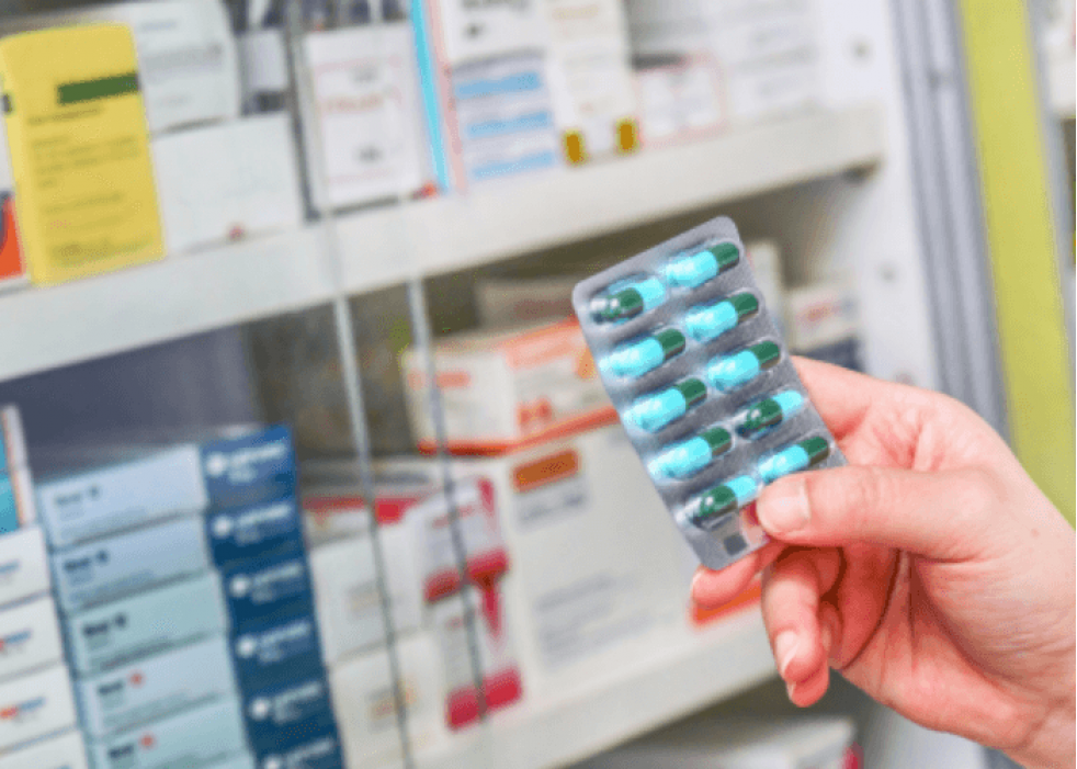 Поставщики лекарств и медизделий по госконтрактам будут работать в &laquo;особом режиме&raquo;